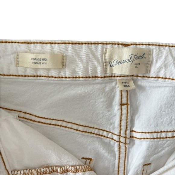 Universal Thread White Jean Shorts Frayed Style - Picture 2 of 5
